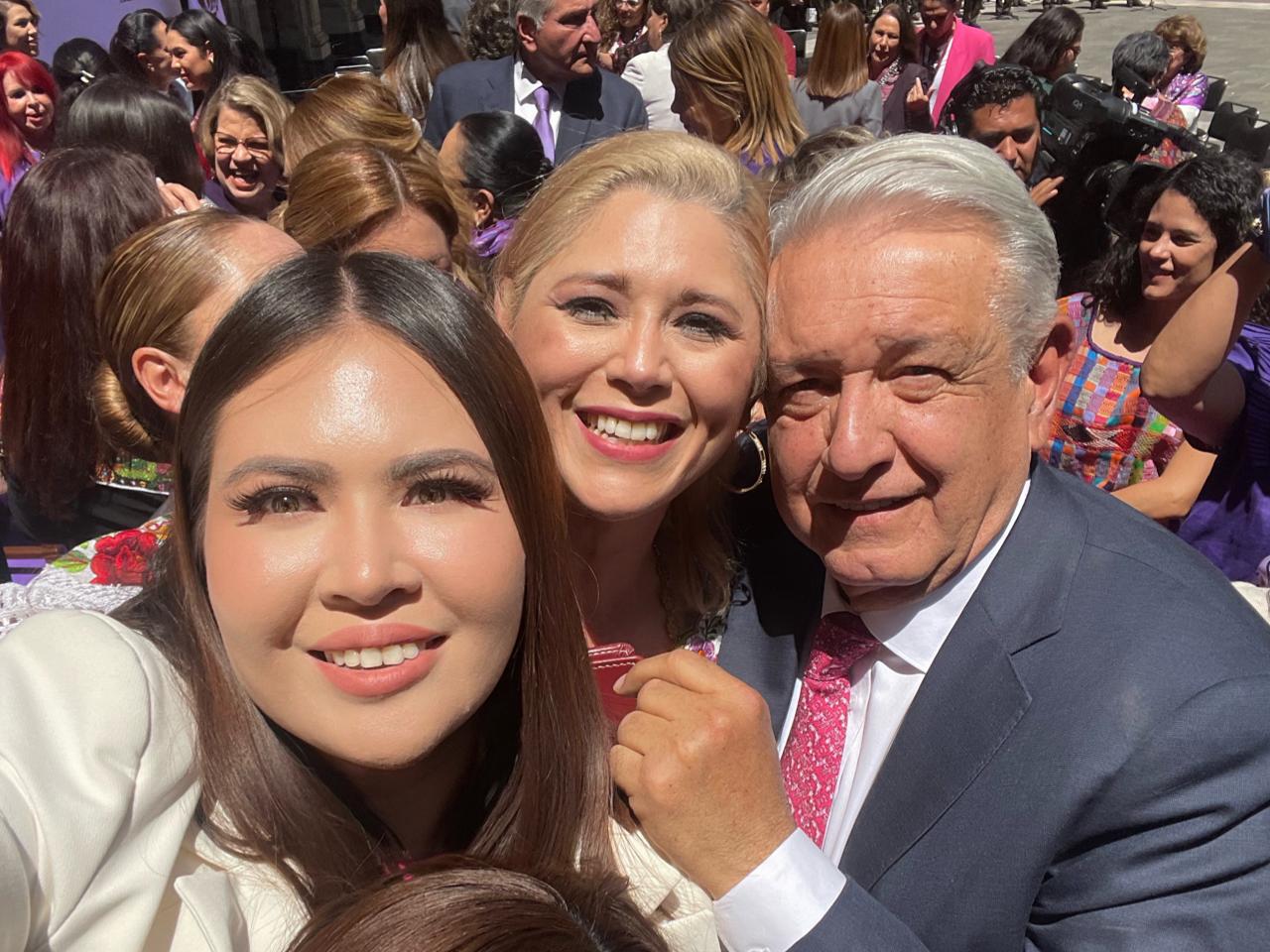 Asiste Anahí al encuentro con el Presidente López Obrador con motivo del Día Internacional de la Mujer