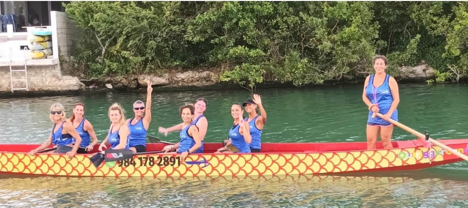 El equipo de Bote Dragón de Puerto Aventuras listo para competir en el Panamericano en Panamá