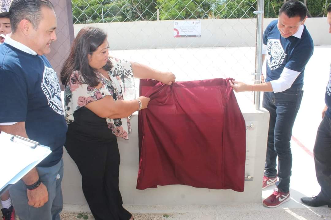 El Instituto Municipal del Deporte apadrina la inauguración de la cancha de fútbol en la escuela Técnica 19 "Ciudades Hermanas"