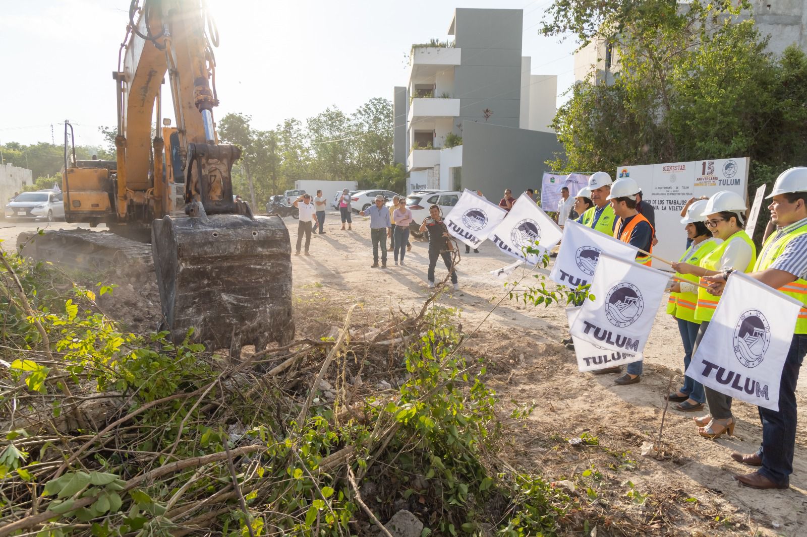 Diego Castañón da banderazo a dos importantes obras en Tulum