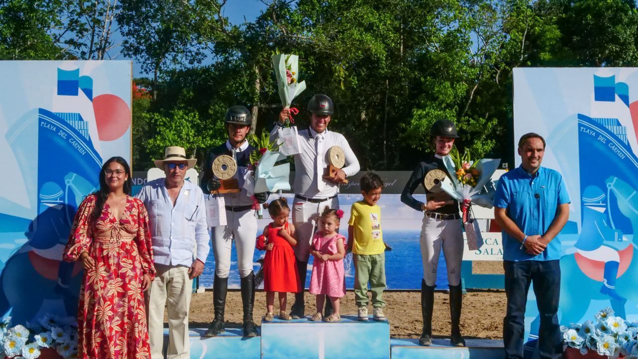 Arturo Parada conquista el gran premio de la Copa Internacional CSI2* Hípica Salazar