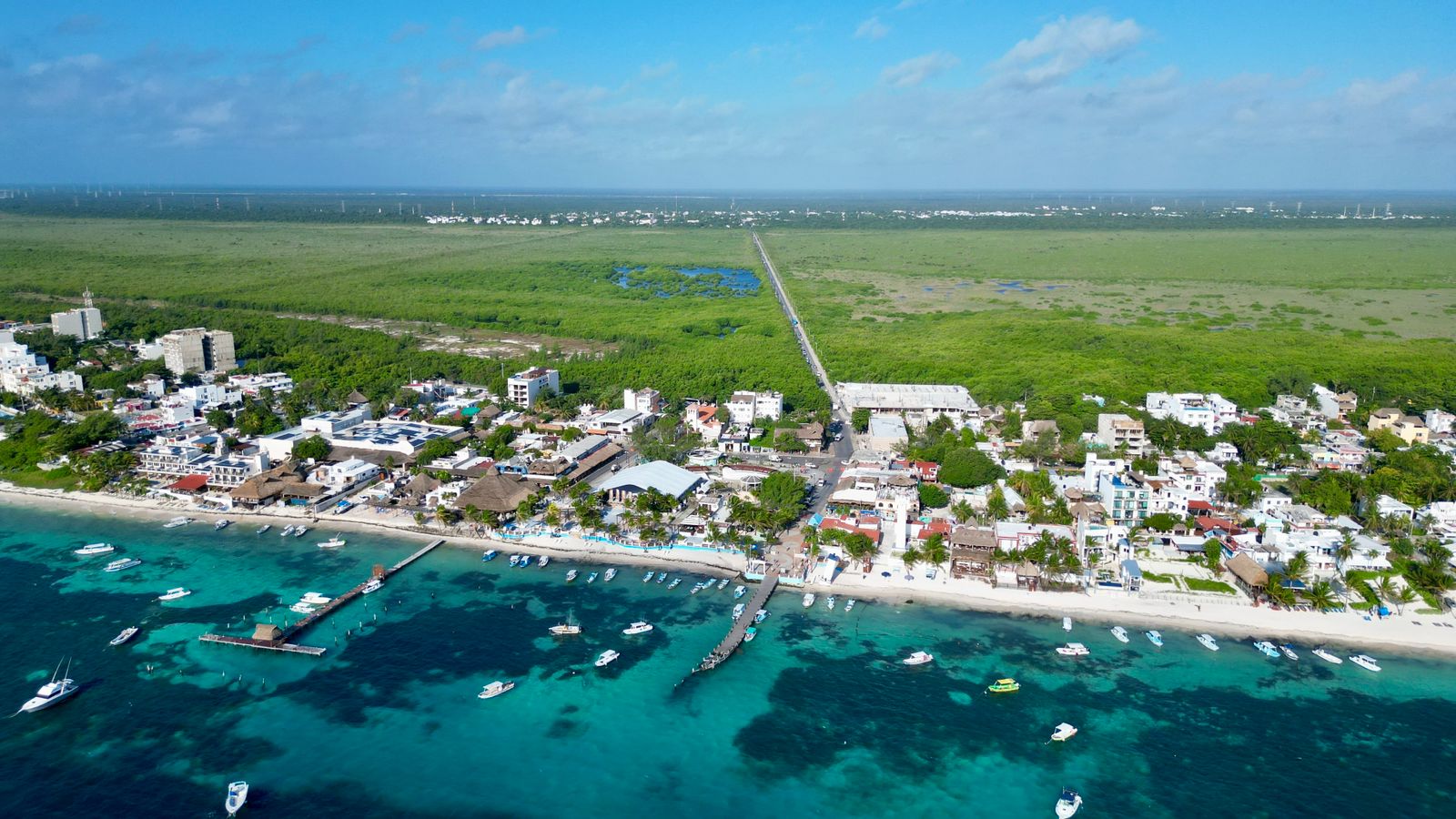 Trabajamos en la transformación de Puerto Morelos con la rehabilitación del muelle principal: Mara Lezama