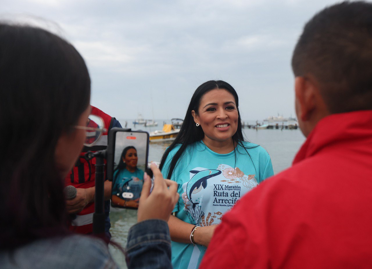 Puerto Morelos vive gran ambiente deportivo con el XIX Maratón de aguas abiertas, "Ruta del Arrecife"