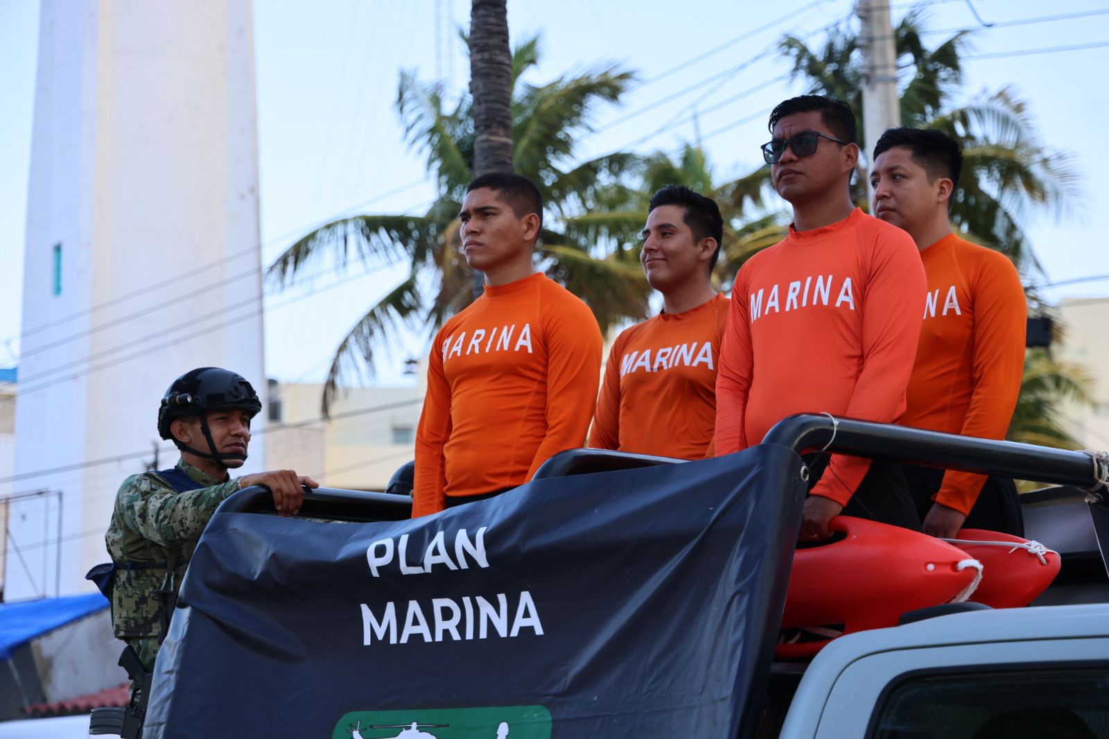 Banderazo del Operativo Vacacional de Semana Santa en Isla Mujeres 