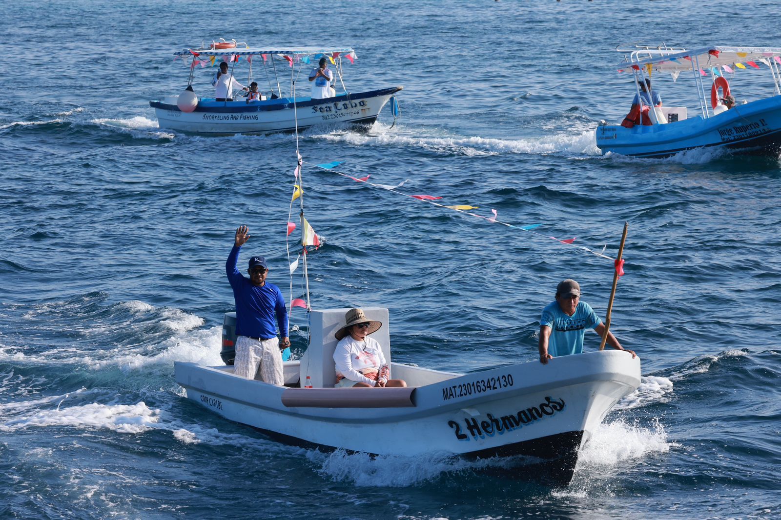 Atenea Gómez Ricalde encabeza el 30 Aniversario de la Inmersión de la Cruz de la Bahía