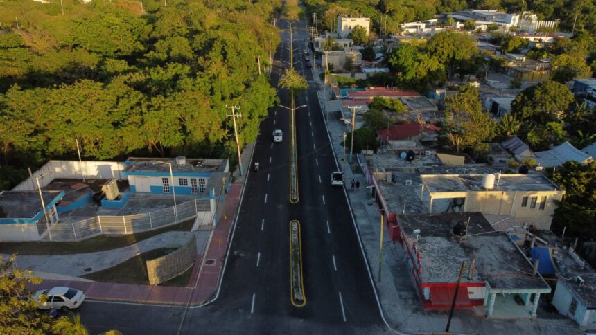 Gobierno de Quintana Roo transforma con obras el entorno urbano en Chetumal