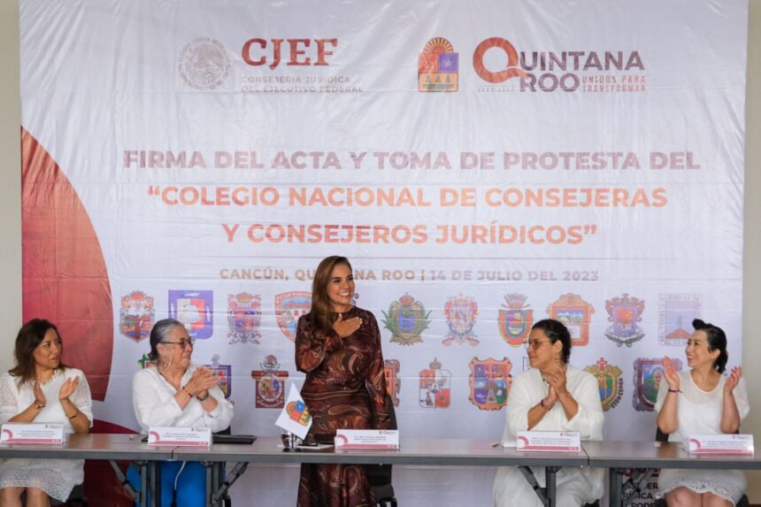 Mara Lezama toma de protesta al Colegio Nacional de Consejeras y Consejeros Jurídicos