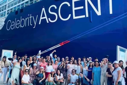 Celebrity Cruises reunió a sus mejores aliados, los agentes de viaje, en un emocionante recorrido para vivir de primera mano la experiencia a bordo de Celebrity Ascent.   Celebrity Cruises aprovechó al máximo la llegada de dos de sus increíbles barcos al puerto de Cozumel los pasados 24 y 25 de noviembre, realizando un site inspection con 60 agentes de viaje, resaltando de esta manera las bondades de viajar a bordo de Celebrity Cruises  y, sobre todo, en un barco de clase Edge como lo es el nuevo barco de esta categoría, Celebrity Ascent.   Durante el site inspection, los agentes de viaje disfrutaron de distintas y emocionantes actividades, entre ellas, aprovecharon de un completo seminario en donde se tocaron varios temas importantes como las opciones atractivas para ofrecer a sus clientes, nuevos e interesantes itinerarios durante 2024 por Alaska, el Caribe y, por primera vez, visitas a Perfect Day at CocoCay; además de Europa que no puede faltar en la lista.  