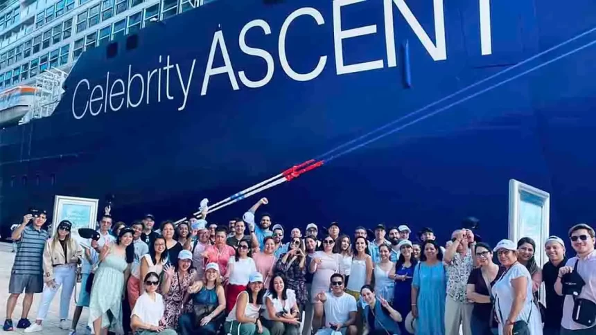 Celebrity Cruises reunió a sus mejores aliados, los agentes de viaje, en un emocionante recorrido para vivir de primera mano la experiencia a bordo de Celebrity Ascent.   Celebrity Cruises aprovechó al máximo la llegada de dos de sus increíbles barcos al puerto de Cozumel los pasados 24 y 25 de noviembre, realizando un site inspection con 60 agentes de viaje, resaltando de esta manera las bondades de viajar a bordo de Celebrity Cruises  y, sobre todo, en un barco de clase Edge como lo es el nuevo barco de esta categoría, Celebrity Ascent.   Durante el site inspection, los agentes de viaje disfrutaron de distintas y emocionantes actividades, entre ellas, aprovecharon de un completo seminario en donde se tocaron varios temas importantes como las opciones atractivas para ofrecer a sus clientes, nuevos e interesantes itinerarios durante 2024 por Alaska, el Caribe y, por primera vez, visitas a Perfect Day at CocoCay; además de Europa que no puede faltar en la lista.  