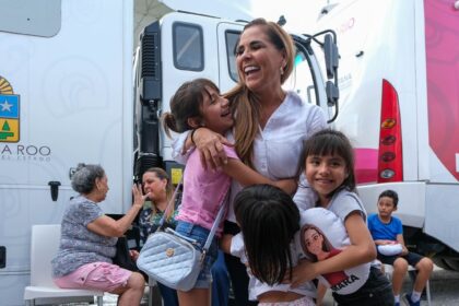 Anuncia Mara Lezama unidades médicas móviles en Chunhuhub, Francisco Uh May y Calderitas