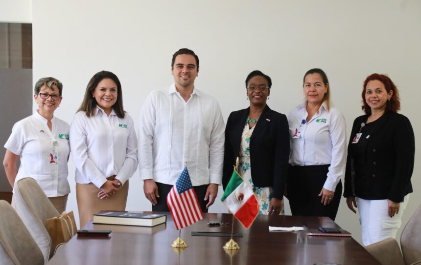 Recibe UT Cancún BIS la visita de la Cónsul General de EEUU en Mérida