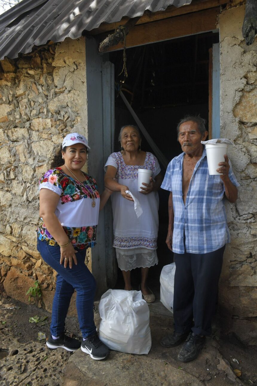 DIF de Felipe Carrillo Puerto garantiza nutrición de adultos mayores en situación vulnerable