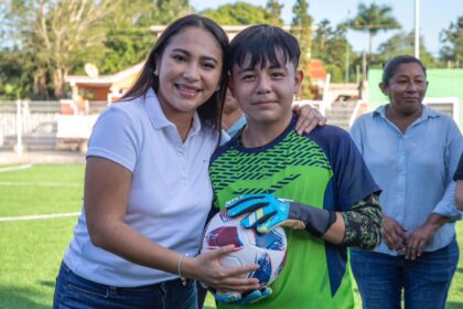 FCP Crece para Todos: Mary Hernández entrega nuevo espacio multideportivo en Chunhuhub